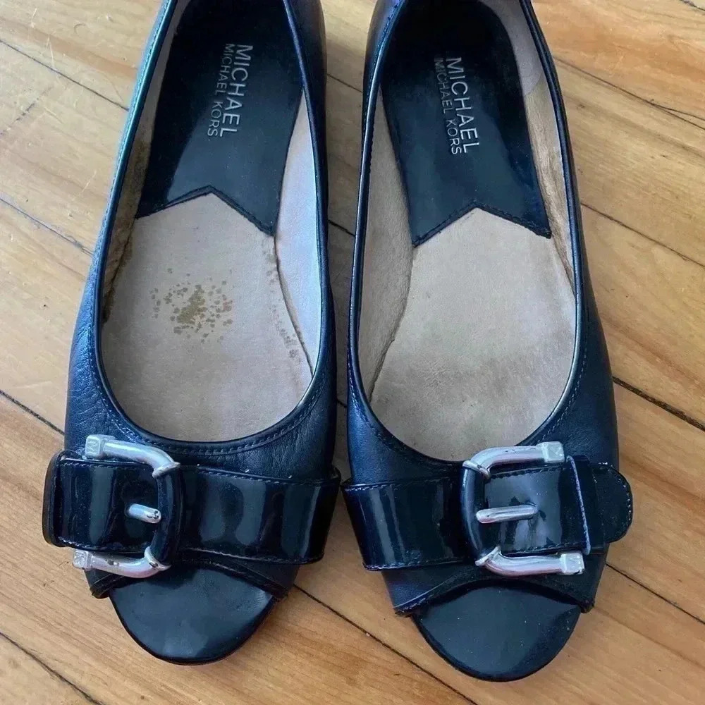 Michael‎ Kors buckle peep  toe flats